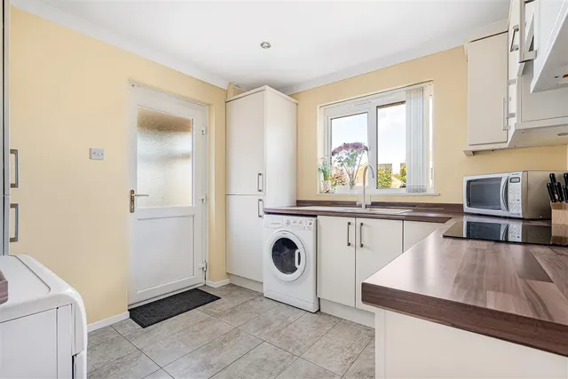 Wynemares, Sawston, CB22, photo 3