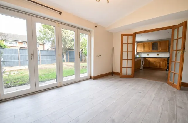 Little Benty, West Drayton, photo 2