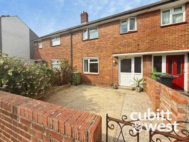 Bath Road, Southsea, PO4, photo 1