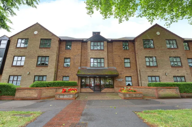 Longbridge Road, Barking, photo 1