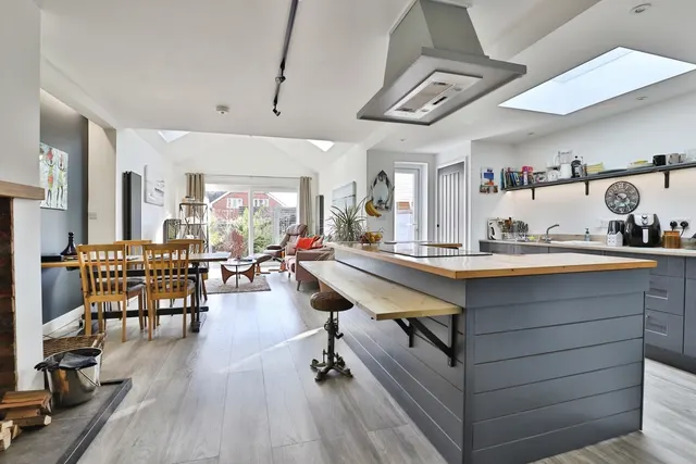 Lake Road, Poole, BH15, photo 3