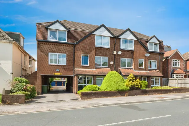 Cobbett Road, Southampton, photo 1