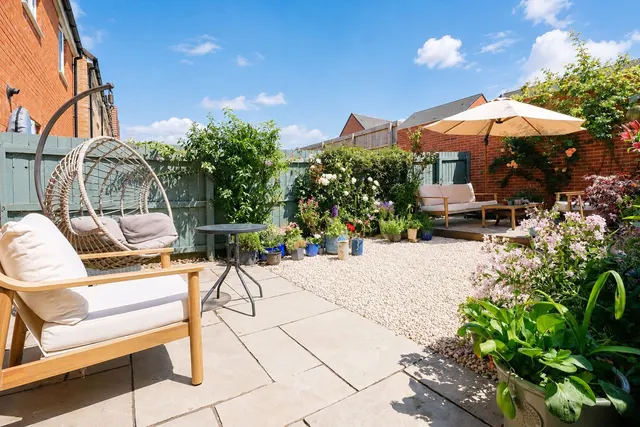 Catkins Close, South Molton, EX36, photo 2