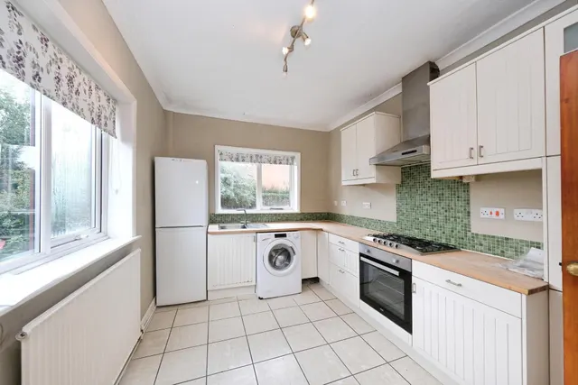 Bostocks Lane, Risley, DE72, photo 2