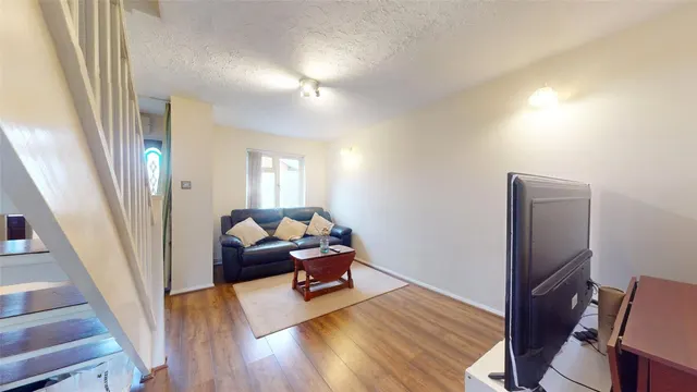Photo 2 — Goodhew Road, Croydon, CR0