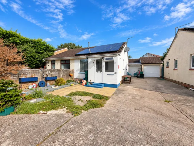 Canterbury Close, Weston-super-Mare, BS22, photo 1