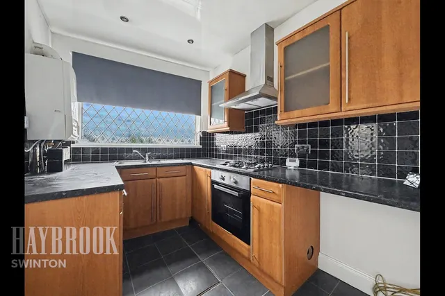 Lower Dolcliffe Road, Mexborough, photo 3