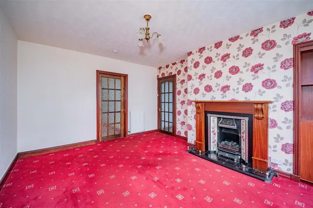 Dronley Terrace, Muirhead, photo 3