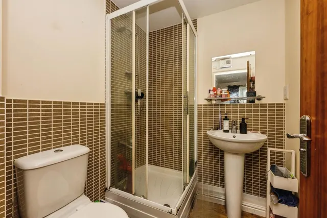 Clayton Drive, Pontarddulais, SA4, photo 3