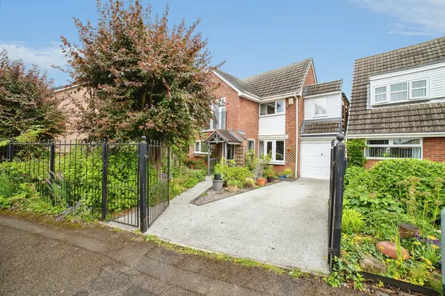 Abington Avenue, Sutton-in-Ashfield, Nottinghamshire, NG17, photo 1