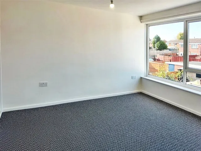 Solway Drive, Sutton Hill, TF7, photo 3