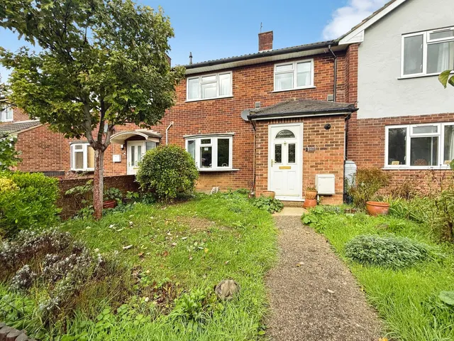 Winchester Road, Basingstoke, RG22, photo 1