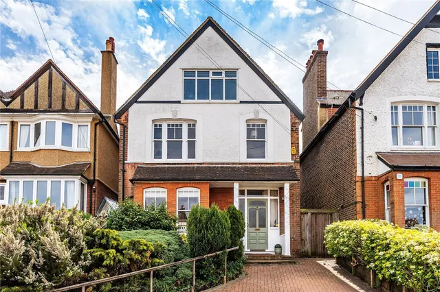 Belmont Road, Reigate, RH2, photo 1