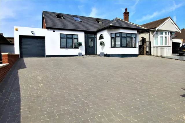 Wood View, Grays, Essex, RM16 2GP, photo 1