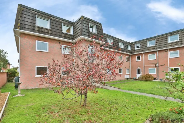Fairmile Road, Christchurch, BH23, photo 1