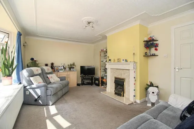 Photo 3 — Portland Drive, Hinckley, Leicestershire, LE10