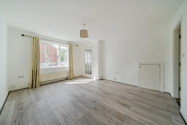 Greenville Croft, Chellaston, DE73, photo 2