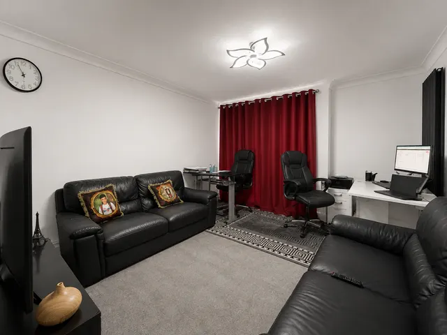 Photo 2 — Malgraves, Pitsea
