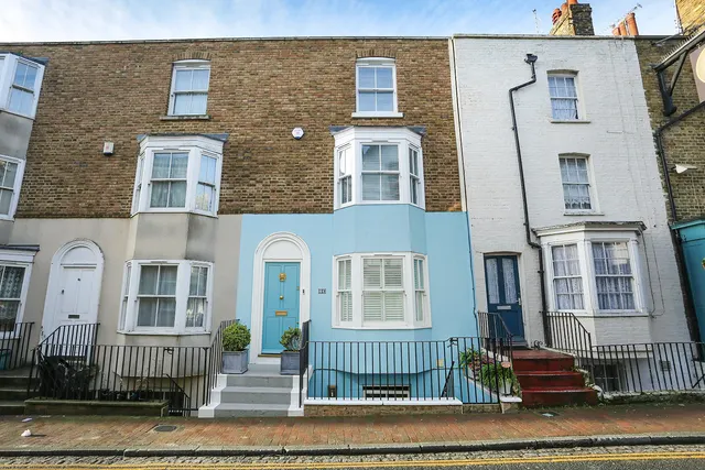 Addington Street, Ramsgate, CT11, photo 1
