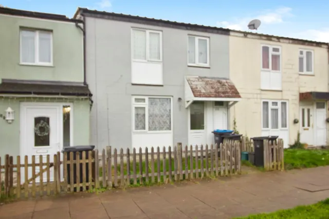 Milwards, Harlow, CM19, photo 1