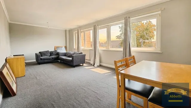 St. Lukes Close, Colchester, photo 1