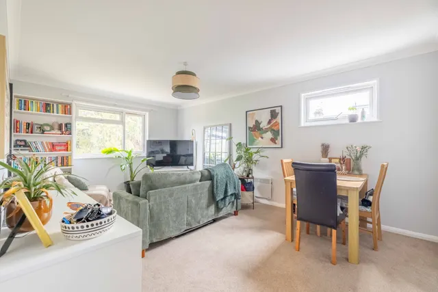Photo 2 — Clarence Court, Clarence Road, Windsor, SL4 5AB