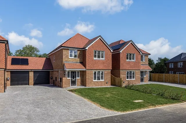 Main Road, Chichester, PO18, photo 1