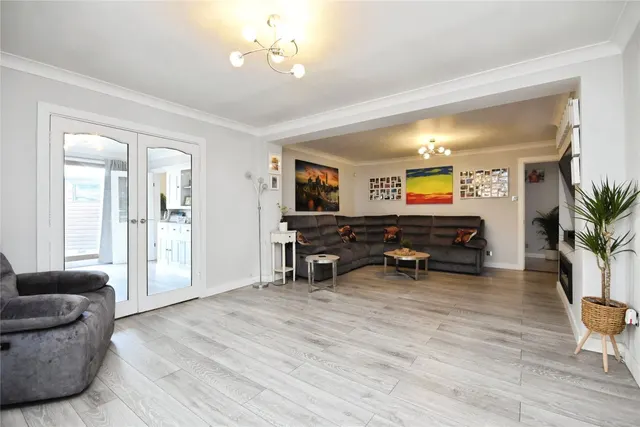 Stirling Place, Basildon, SS13, photo 3