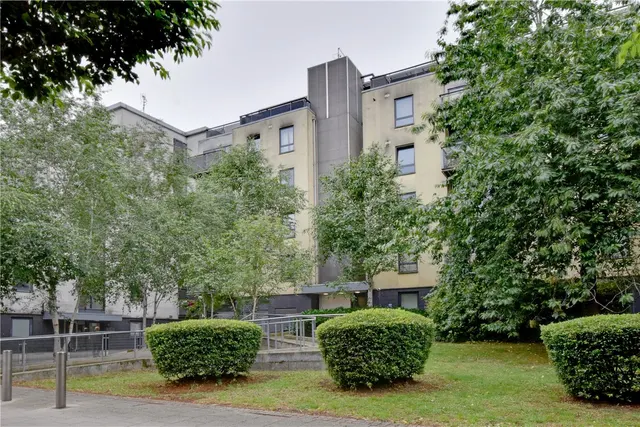 Photo 2 — Tarves Way, Greenwich, London, SE10