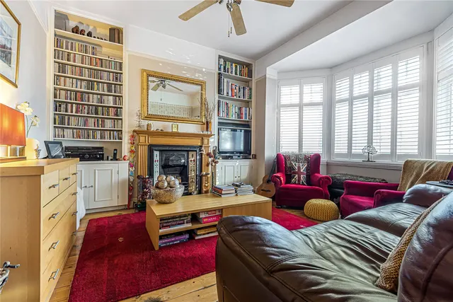 Photo 2 — Gloucester Road, Hampton, London, TW12 2UW