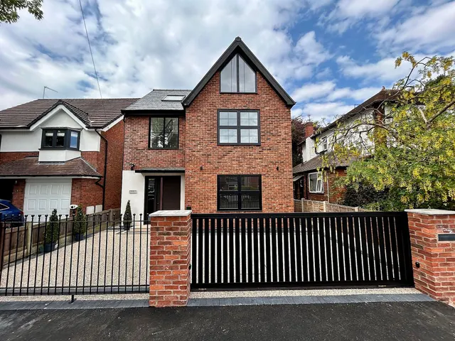 Essex Avenue, Manchester, photo 1
