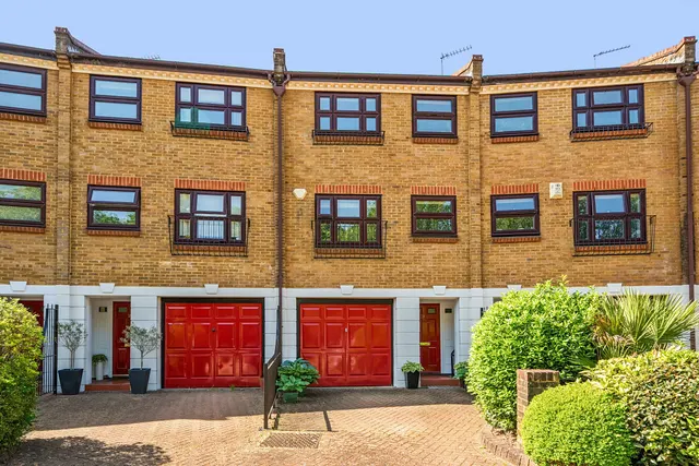 Albemarle Road, Beckenham, BR3, photo 1