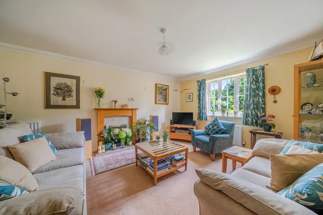 Photo 2 — Meadowlands Drive, Haslemere, GU27
