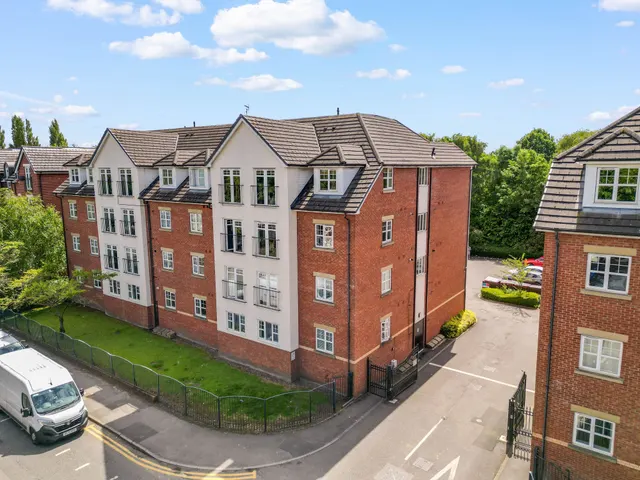 Apartment 44, Egremont Court Wilderspool Causeway, Warrington, Warrington, WA4 6LB, photo 1