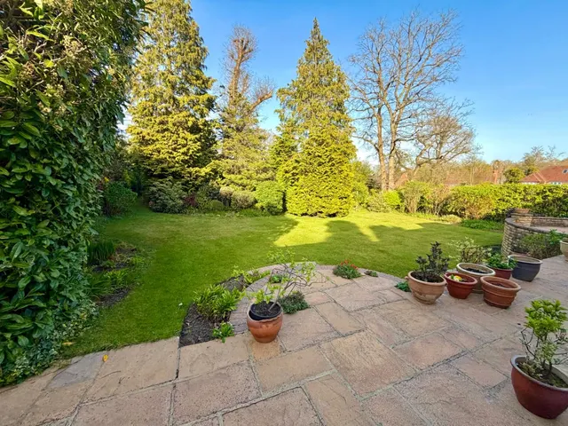 Fairways Knowle Grove, Surrey Virginia Water, GU25, photo 1