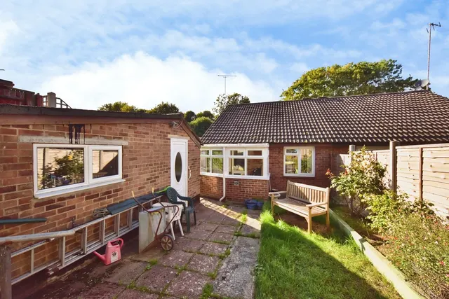 Foxden Drive, Downswood, ME15, photo 2