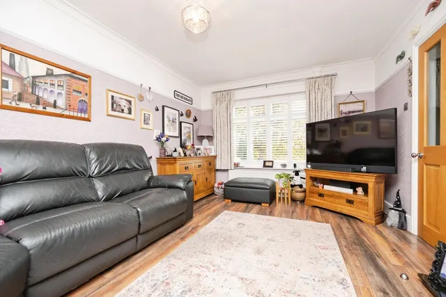 Cumberland Road, Oldbury, B68, photo 3