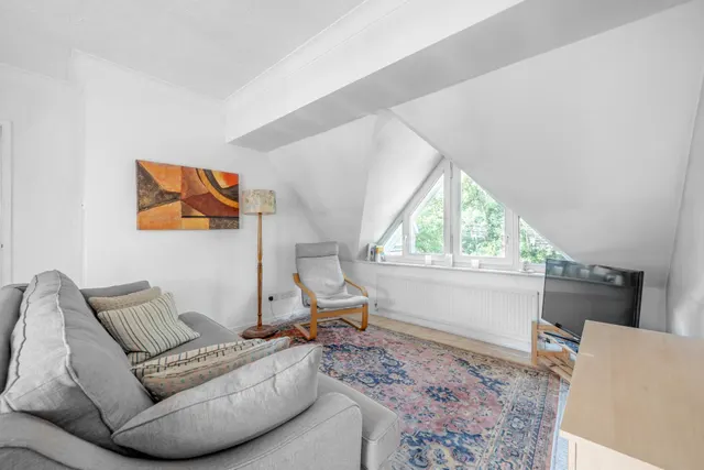 Willow House, Chapel Allerton, LS7, photo 2