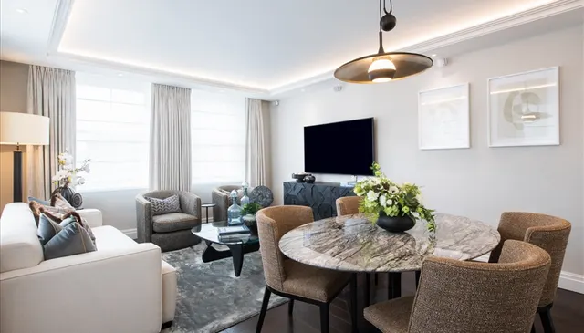 Prince of Wales Terrace, London, W8, photo 1