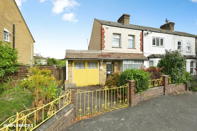 Windmill Lane, Waltham Cross, EN8, photo 1