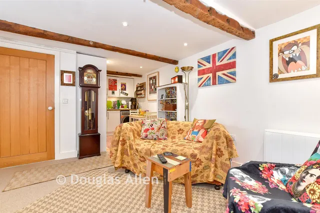High Street, Ongar, CM5, photo 3