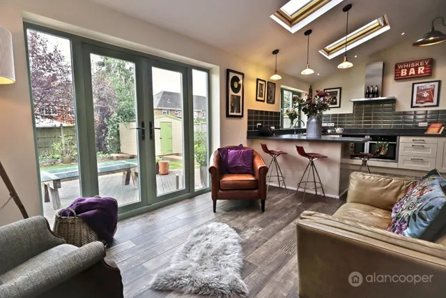 Milby Drive, St Nicolas Park, CV11, photo 3