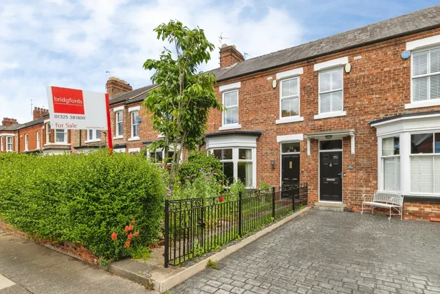 Elton Parade, Darlington, Durham, DL3, photo 1