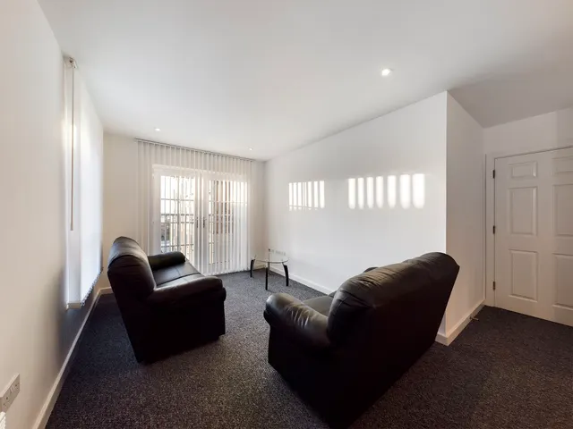 Horsfall Street, L8, photo 1