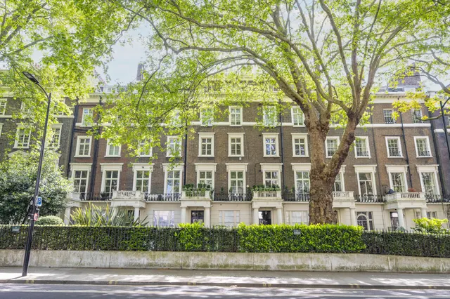 London, W2, photo 1