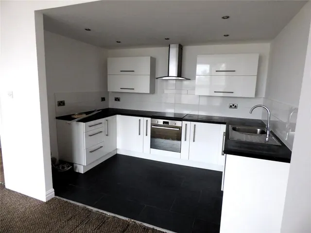 Harcourt Road, Llandudno, LL30, photo 1