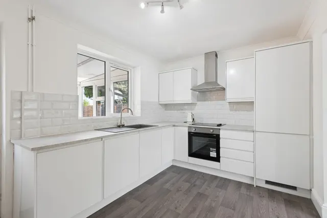 Eltisley, St Neots, PE19, photo 2