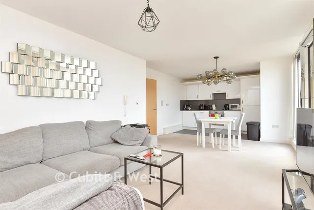 Suez Way, Saltdean, BN2, photo 3