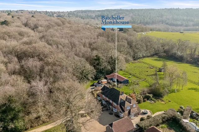 Birch Grove, Horsted Keynes, RH17, photo 1