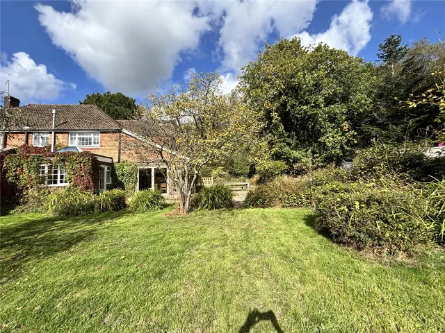 Birch Grove, Horsted Keynes, RH17, photo 3